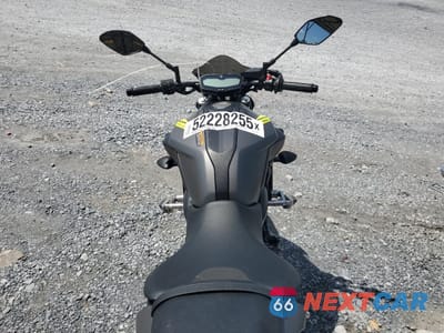 Zdjęcie 6 z 9 samochodu: 2018 YAMAHA MT07 VIN:JYARM27E6JA001105 - miniatura