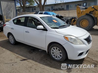 Czwarte zdjęcie samochodu z boku: 2012 NISSAN VERSA S VIN:3N1CN7AP3CL870466 - miniatura