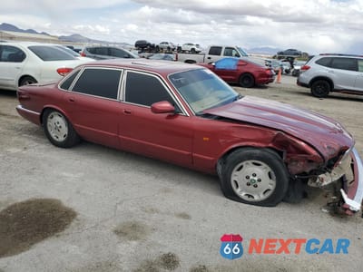Czwarte zdjęcie samochodu z boku: 1995 JAGUAR XJ6 VIN:SAJHX1747SC738538 - miniatura