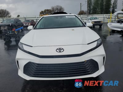 Piąte zdjęcie samochodu w środku: 2025 TOYOTA CAMRY XSE VIN:4T1DAACK5SU087368 - miniatura
