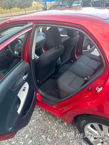 Zdjęcie 9 z 10 samochodu: 2010 TOYOTA COROLLA BASE VIN:2T1BU4EE5AC451912 - miniatura