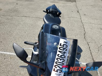 Piąte zdjęcie samochodu w środku: 2022 YAMAHA YZFR7 VIN:JYARM38E1NA002401 - miniatura