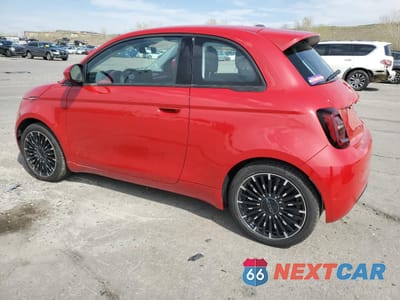Drugie zdjęcie samochodu z przodu: 2024 FIAT 500 E RED VIN:ZFAFFAA43RX204609 - miniatura