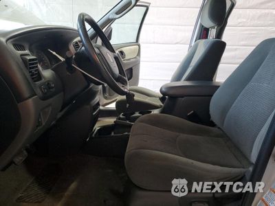 Zdjęcie 7 z 13 samochodu: 2004 MAZDA TRIBUTE LX VIN:4F2CZ94184KM13725 - miniatura