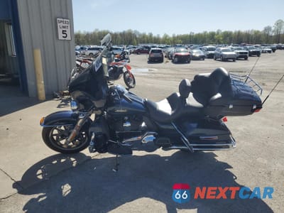 Trzecie zdjęcie samochodu z tyłu: 2016 HARLEY-DAVIDSON FLHTK ULTRA LIMITED VIN:1HD1KEL18GB688343 - miniatura