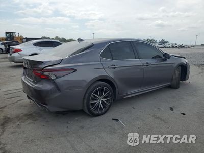 Trzecie zdjęcie samochodu z tyłu: 2023 TOYOTA CAMRY SE NIGHT SHADE VIN:4T1G11AK2PU764402 - miniatura