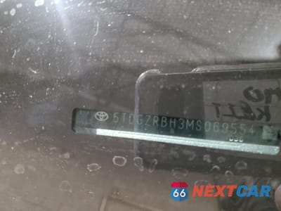 Zdjęcie 14 z 15 samochodu: 2021 TOYOTA HIGHLANDER XLE VIN:5TDGZRBH3MS069554 - miniatura