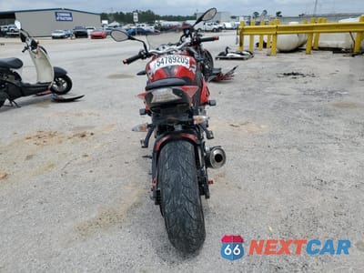 Czwarte zdjęcie samochodu z boku: 2016 BMW S 1000 R VIN:WB10D1206GZ696695 - miniatura