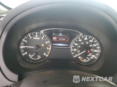 Zdjęcie 9 z 14 samochodu: 2016 NISSAN ALTIMA 2.5 VIN:1N4AL3AP8GC143284 - miniatura