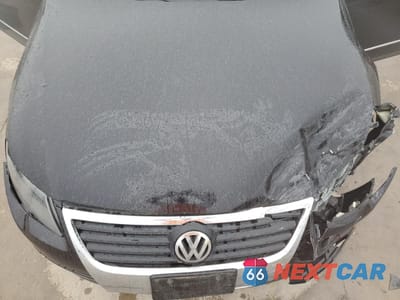 Zdjęcie 11 z 14 samochodu: 2010 VOLKSWAGEN PASSAT KOMFORT VIN:WVWJK7AN4AE121801 - miniatura