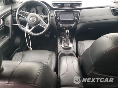 Zdjęcie 8 z 16 samochodu: 2017 NISSAN ROGUE S VIN:5N1AT2MTXHC872560 - miniatura