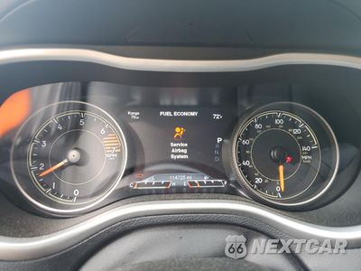 Zdjęcie 9 z 15 samochodu: 2018 JEEP CHEROKEE TRAILHAWK VIN:1C4PJMBB0JD567143 - miniatura