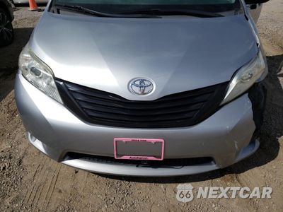 Zdjęcie 12 z 13 samochodu: 2016 TOYOTA SIENNA VIN:5TDZK3DCXGS726706 - miniatura