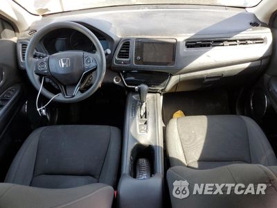Zdjęcie 8 z 15 samochodu: 2022 HONDA HR-V EX VIN:3CZRU6H50NM712540 - miniatura