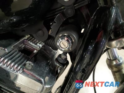 Zdjęcie 8 z 10 samochodu: 2014 HARLEY-DAVIDSON XL1200 C VIN:1HD1CT313EC414427 - miniatura