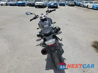 Czwarte zdjęcie samochodu z boku: 2023 BMW R NINE T PURE VIN:WB10L6301P6H34983 - miniatura