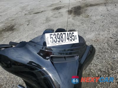 Piąte zdjęcie samochodu w środku: 2018 HARLEY-DAVIDSON FLHX STREET GLIDE VIN:1HD1KBC16JB675077 - miniatura