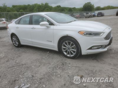 Czwarte zdjęcie samochodu z boku: 2017 FORD FUSION SE HYBRID VIN:3FA6P0LU9HR409118 - miniatura