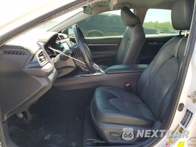 Zdjęcie 7 z 14 samochodu: 2019 TOYOTA CAMRY L VIN:4T1B11HK9KU185237 - miniatura