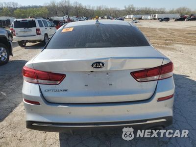 Zdjęcie 6 z 12 samochodu: 2019 KIA OPTIMA LX VIN:5XXGT4L3XKG341748 - miniatura