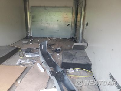 Zdjęcie 10 z 12 samochodu: 2021 FORD ECONOLINE E350 SUPER DUTY CUTAWAY VAN VIN:1FDWE3FN3MDC16001 - miniatura