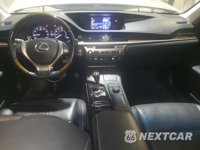 Zdjęcie 8 z 15 samochodu: 2014 LEXUS ES 350 VIN:JTHBK1GG2E2141402 - miniatura
