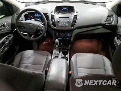 Zdjęcie 8 z 16 samochodu: 2018 FORD ESCAPE S VIN:1FMCU0F76JUC28953 - miniatura