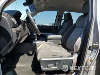 Zdjęcie 7 z 14 samochodu: 2018 TOYOTA TUNDRA CREWMAX SR5 VIN:5TFDY5F16JX730740 - miniatura