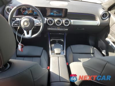 Zdjęcie 8 z 17 samochodu: 2023 MERCEDES-BENZ GLB 250 4MATIC VIN:W1N4M4HB8PW310335 - miniatura