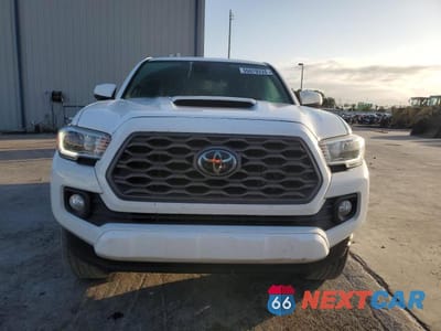 Piąte zdjęcie samochodu w środku: 2021 TOYOTA TACOMA TRD SPORT VIN:5TFAZ5CN8MX100455 - miniatura