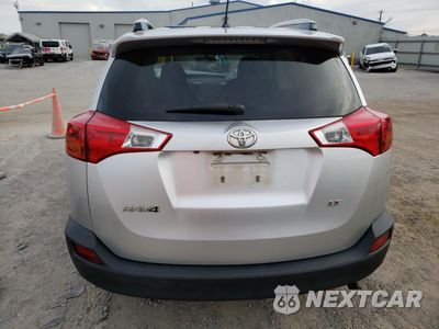 Zdjęcie 6 z 13 samochodu: 2014 TOYOTA RAV4 LE VIN:JTMZFREV6EJ008085 - miniatura