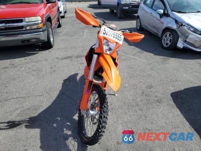 Drugie zdjęcie samochodu z przodu: 2024 KTM 300 XC-W VIN:VBKXWK239RM365765 - miniatura