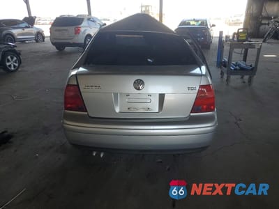 Zdjęcie 6 z 14 samochodu: 2001 VOLKSWAGEN JETTA GL TDI VIN:3VWRP29M81M011151 - miniatura