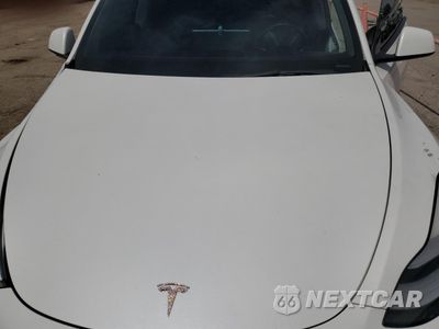 Zdjęcie 11 z 12 samochodu: 2021 TESLA MODEL Y VIN:5YJYGDEE1MF232253 - miniatura
