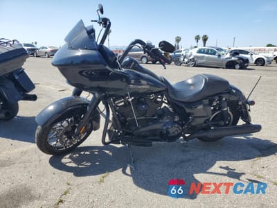 Trzecie zdjęcie samochodu z tyłu: 2020 HARLEY-DAVIDSON FLTRXS VIN:1HD1KTP29LB659791 - miniatura