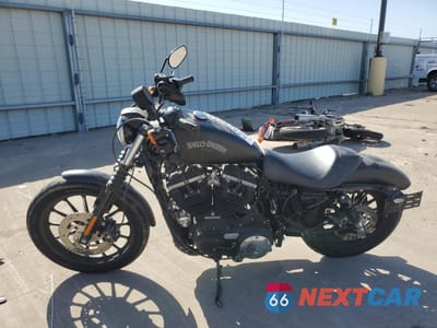 Trzecie zdjęcie samochodu z tyłu: 2015 HARLEY-DAVIDSON XL883 IRON 883 VIN:1HD4LE21XFC443595 - miniatura
