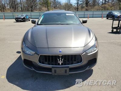 Piąte zdjęcie samochodu w środku: 2015 MASERATI GHIBLI VIN:ZAM57XSA2F1137200 - miniatura