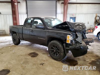 Czwarte zdjęcie samochodu z boku: 2009 CHEVROLET SILVERADO K1500 LT VIN:1GCEK29049Z188805 - miniatura