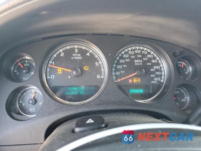 Zdjęcie 9 z 13 samochodu: 2008 GMC YUKON XL DENALI VIN:1GKFK66818J193676 - miniatura