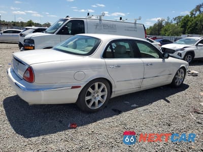 Trzecie zdjęcie samochodu z tyłu: 2004 JAGUAR XJ8 VIN:SAJWA71C14SG16264 - miniatura