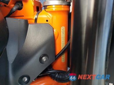 Zdjęcie 9 z 9 samochodu: 2013 KTM 690 DUKE VIN:VBKLDT406DM758631 - miniatura