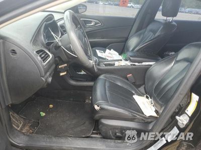 Zdjęcie 7 z 12 samochodu: 2017 CHRYSLER 200 LIMITED VIN:1C3CCCAG3HN503929 - miniatura