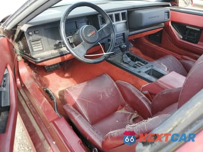 Zdjęcie 8 z 12 samochodu: 1984 CHEVROLET CORVETTE VIN:1G1AY0784E5104535 - miniatura