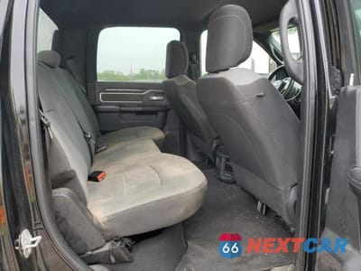 Zdjęcie 10 z 12 samochodu: 2022 RAM 2500 BIG HORN/LONE STAR VIN:3C6UR5DLXNG232656 - miniatura