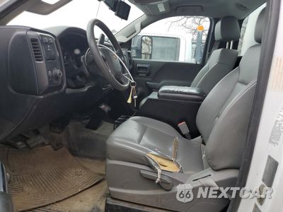 Zdjęcie 7 z 12 samochodu: 2015 CHEVROLET SILVERADO C3500 VIN:1GB3CYCG7FZ542684 - miniatura