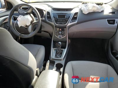 Zdjęcie 8 z 12 samochodu: 2016 HYUNDAI ELANTRA SE VIN:KMHDH4AE9GU514620 - miniatura