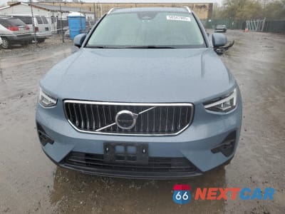 Zdjęcie 12 z 13 samochodu: 2023 VOLVO XC40 PLUS VIN:YV4L12UN0P2104186 - miniatura