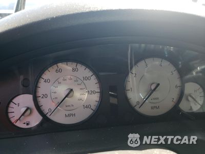 Zdjęcie 9 z 12 samochodu: 2010 CHRYSLER 300 TOURING VIN:2C3CA5CV7AH180321 - miniatura
