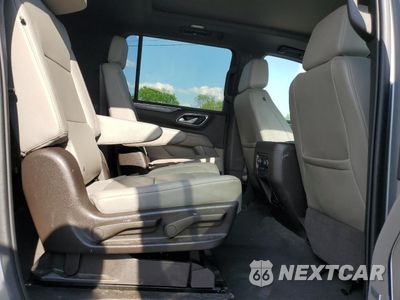 Zdjęcie 11 z 15 samochodu: 2022 CHEVROLET SUBURBAN K1500 LT VIN:1GNSKCKD4NR281637 - miniatura