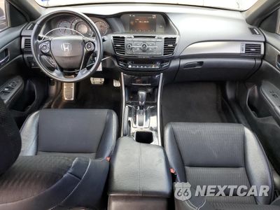 Zdjęcie 8 z 15 samochodu: 2016 HONDA ACCORD SPORT VIN:1HGCR2F51GA186865 - miniatura